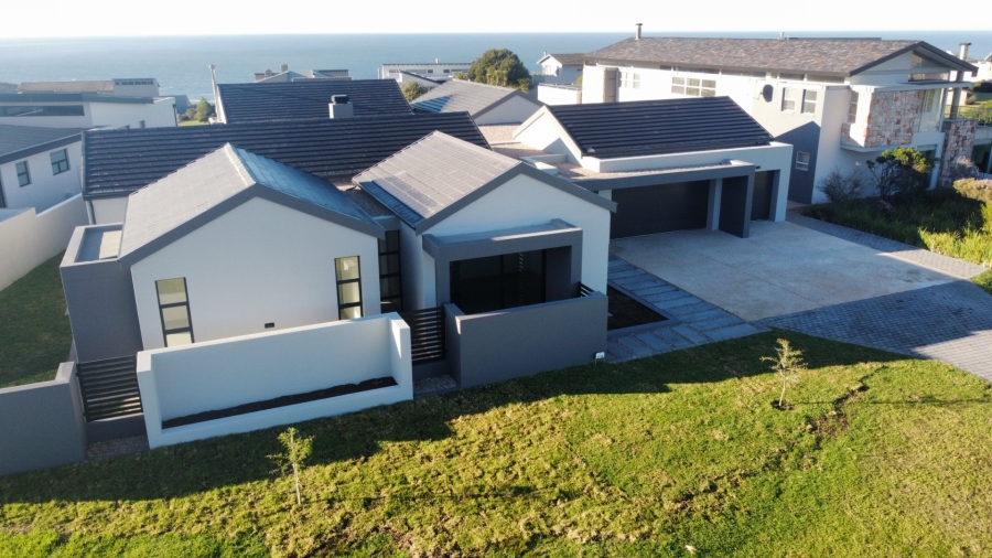 4 Bedroom Property for Sale in Oubaai Western Cape